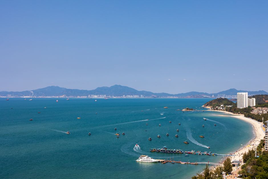 Family-friendly Turtle Bay beach in Huizhou, Guangdong — perfect for kids